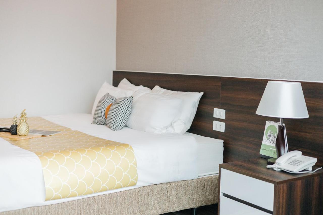 Ivy Hotel & Apartment - Stay 24H Ханой Екстериор снимка