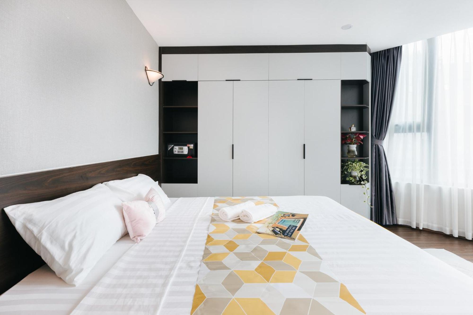 Ivy Hotel & Apartment - Stay 24H Ханой Екстериор снимка