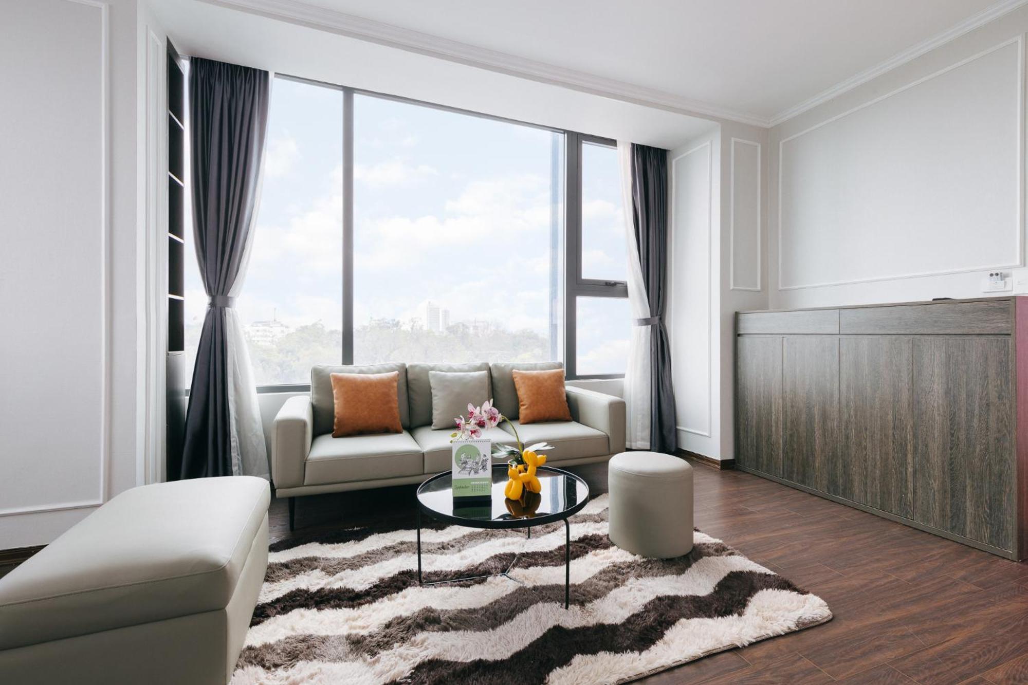 Ivy Hotel & Apartment - Stay 24H Ханой Екстериор снимка