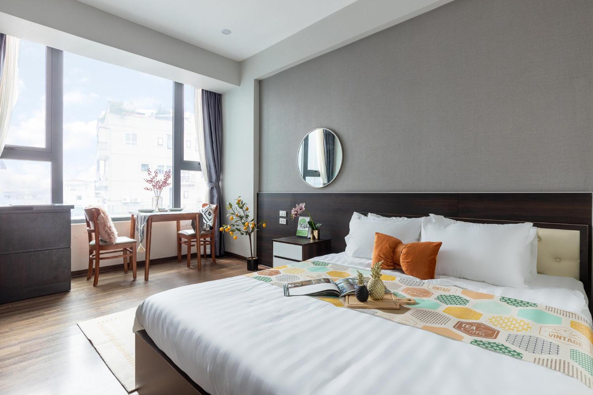 Ivy Hotel & Apartment - Stay 24H Ханой Екстериор снимка