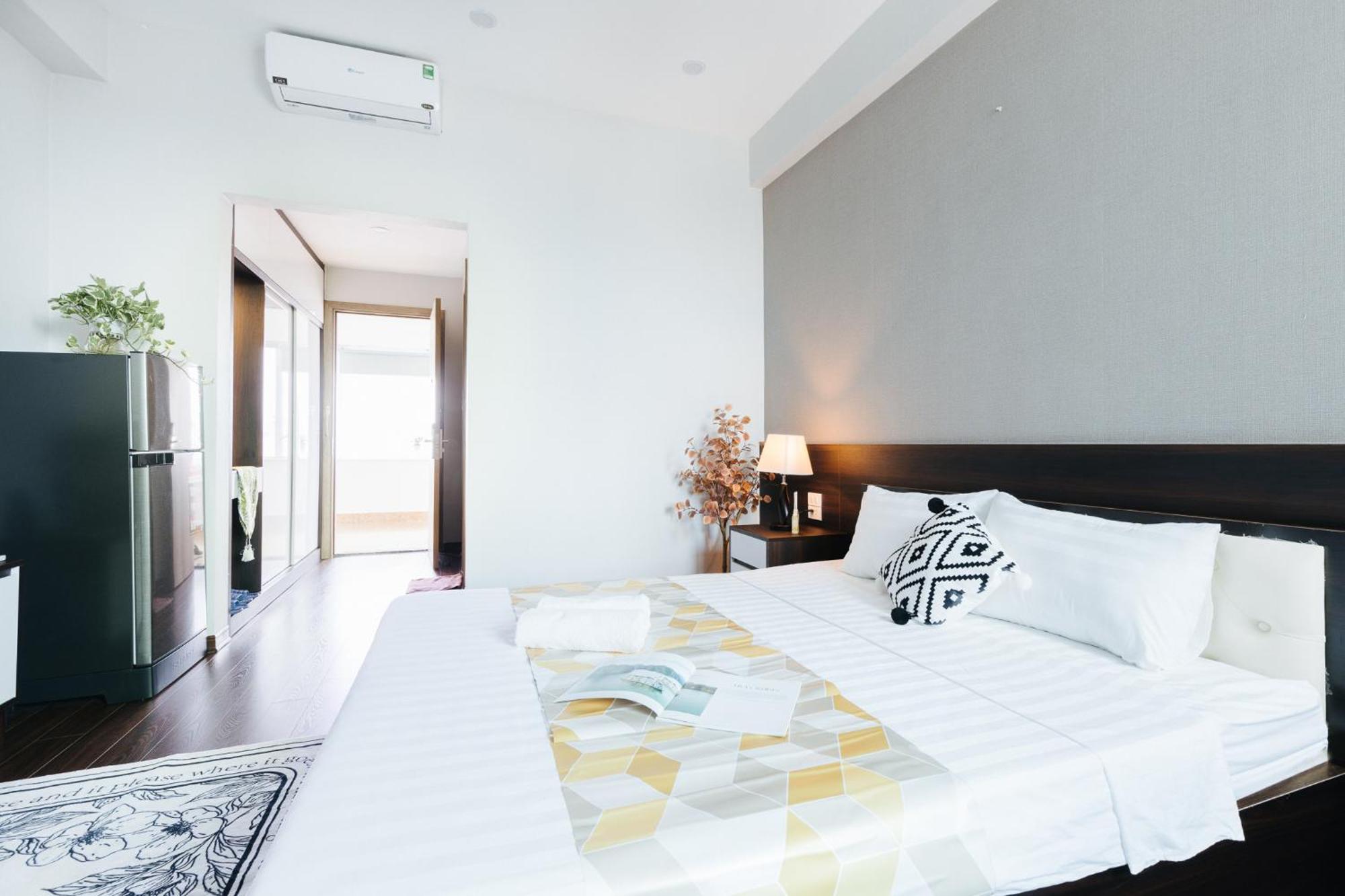 Ivy Hotel & Apartment - Stay 24H Ханой Екстериор снимка
