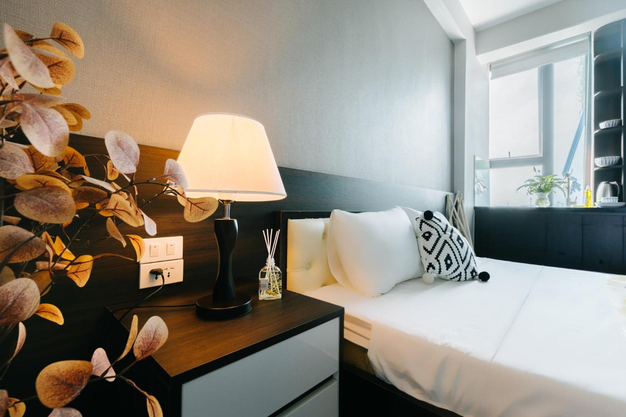 Ivy Hotel & Apartment - Stay 24H Ханой Екстериор снимка